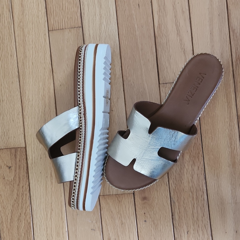 Venezia gold sandal size 37